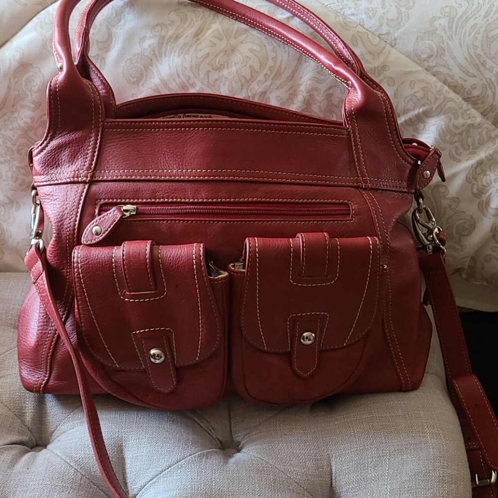 Beautiful Barr & Barr leather handbag